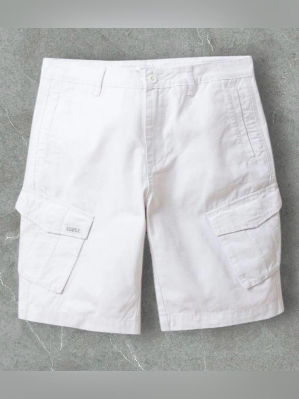 Staple Men’s White Cargo Shorts Utility Pockets NWT Size 38
